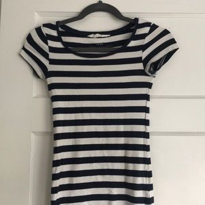Blue and white striped tee